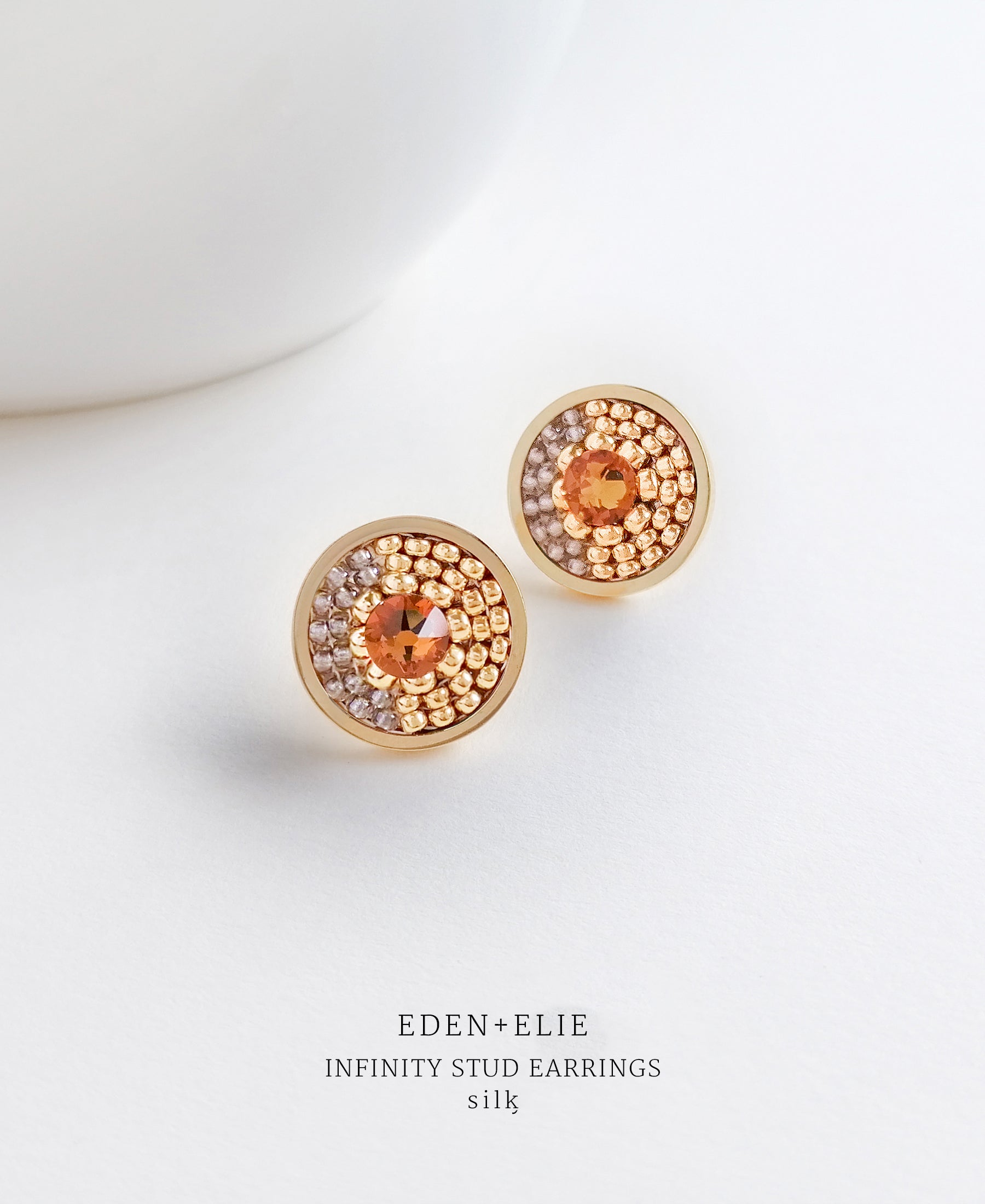 EDEN + ELIE Infinity stud earrings - silk