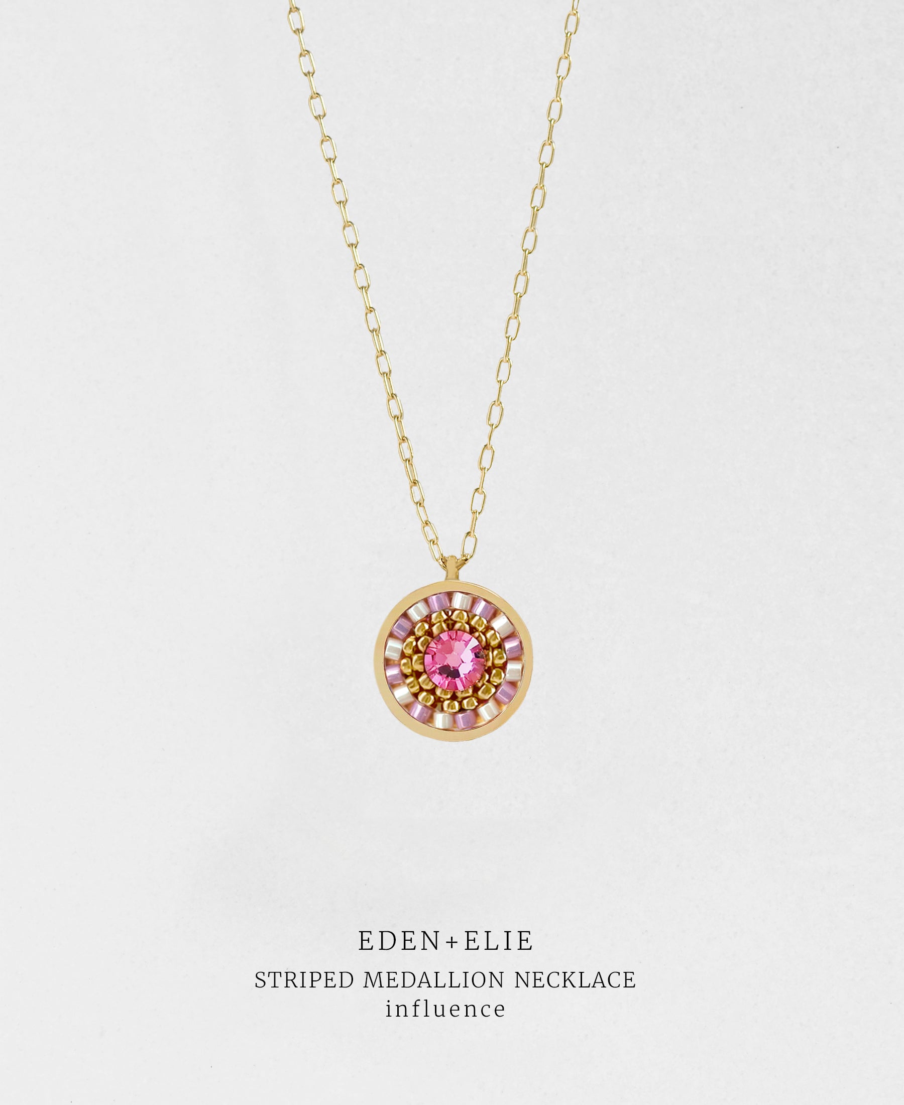 EDEN + ELIE Striped Medallion necklace - Influence