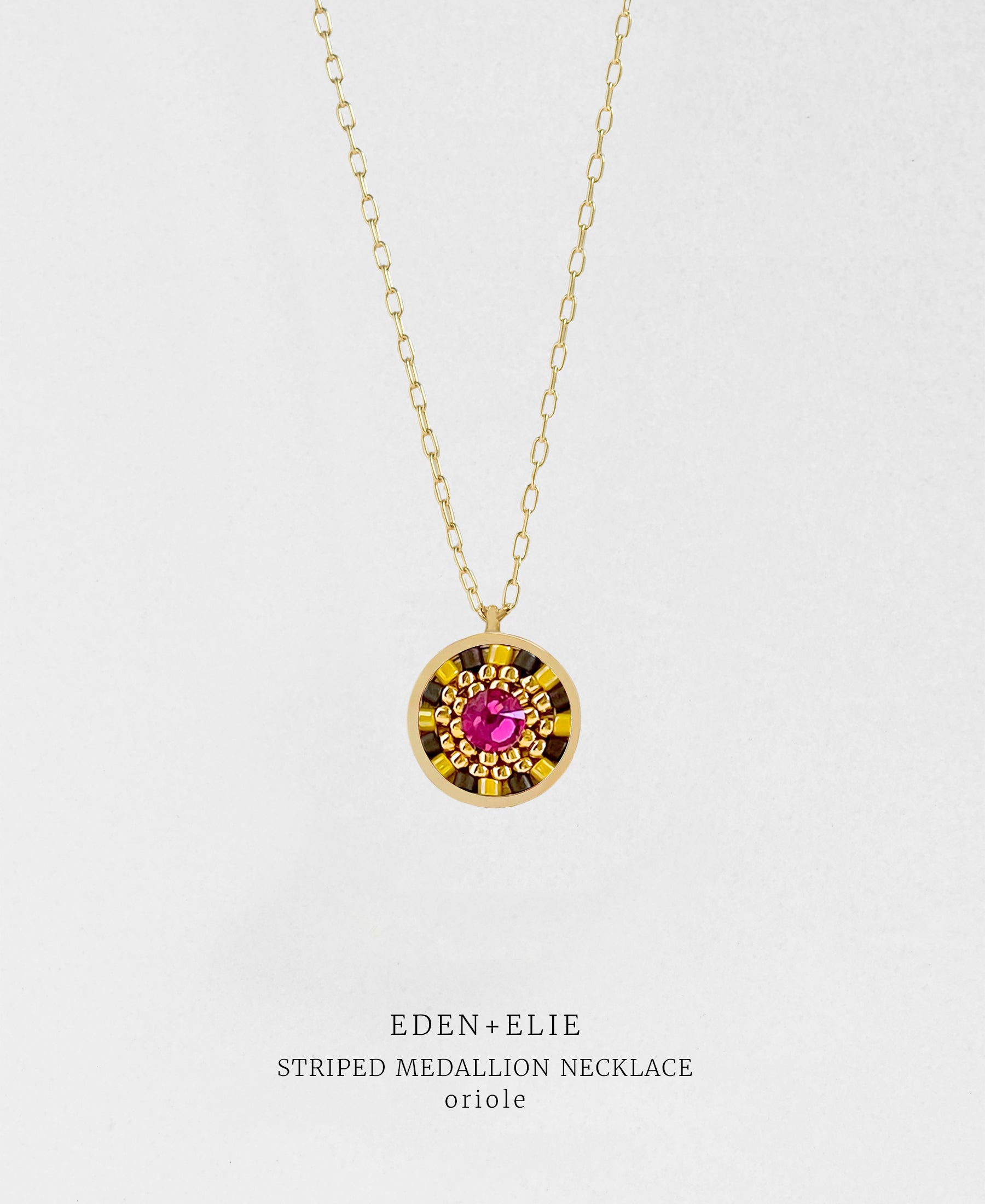 EDEN + ELIE Striped Medallion necklace - Oriole